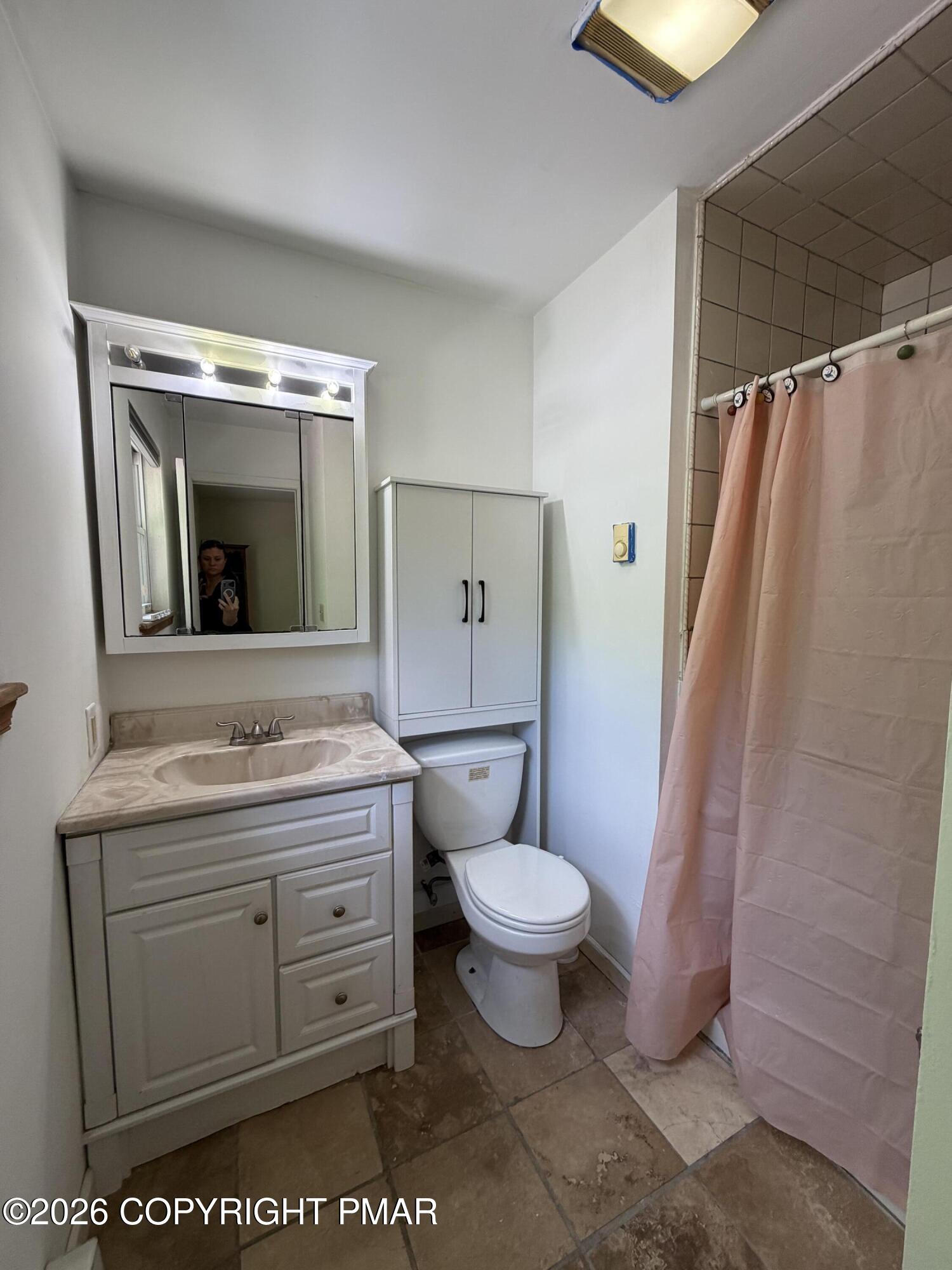 2127 Faratol Road East Stroudsburg, PA 18302 - Photo 14 of 17 IMG_2888