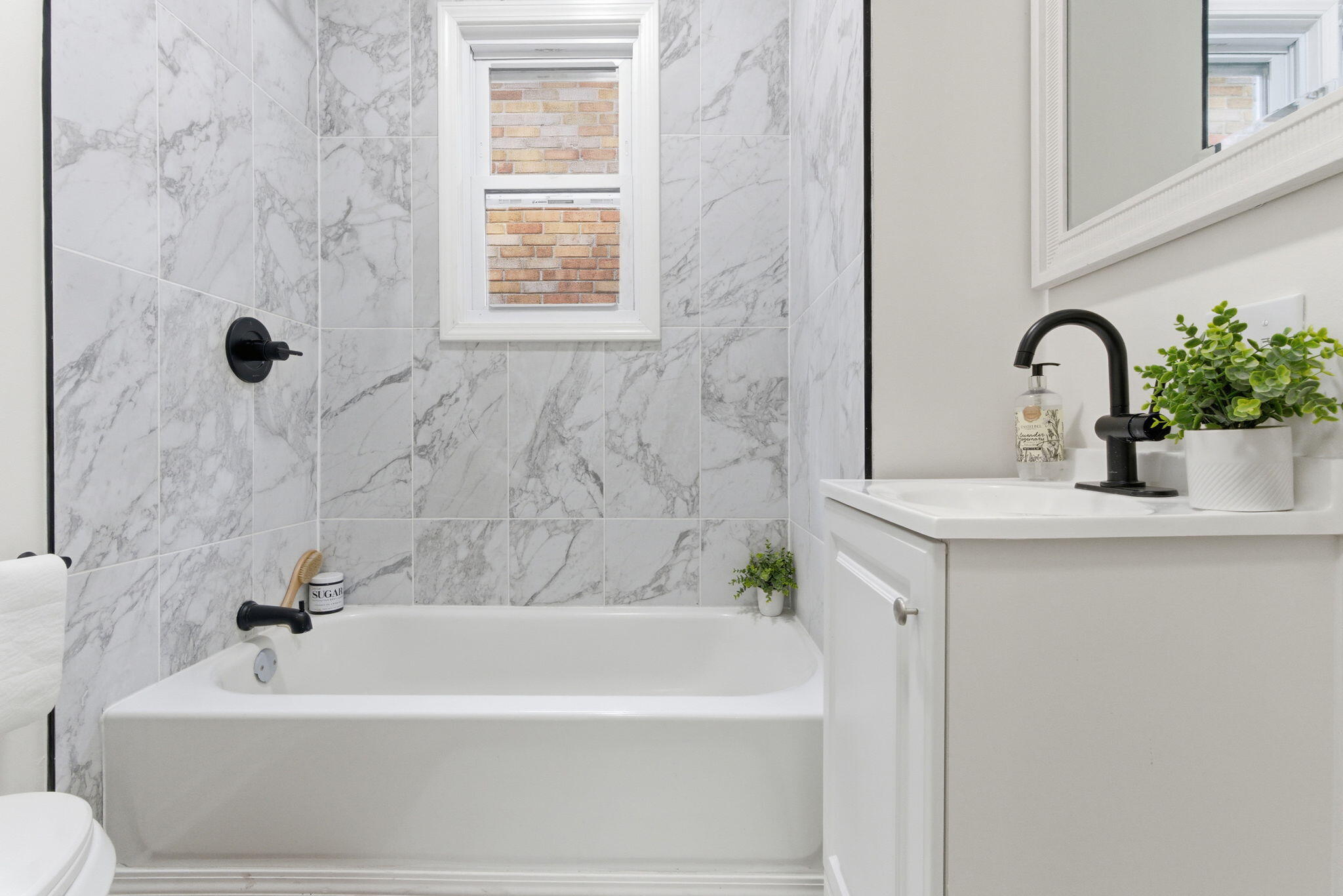 1207 Lakeview Avenue Whiting, IN 46394 - Photo 14 of 21 2048x1367