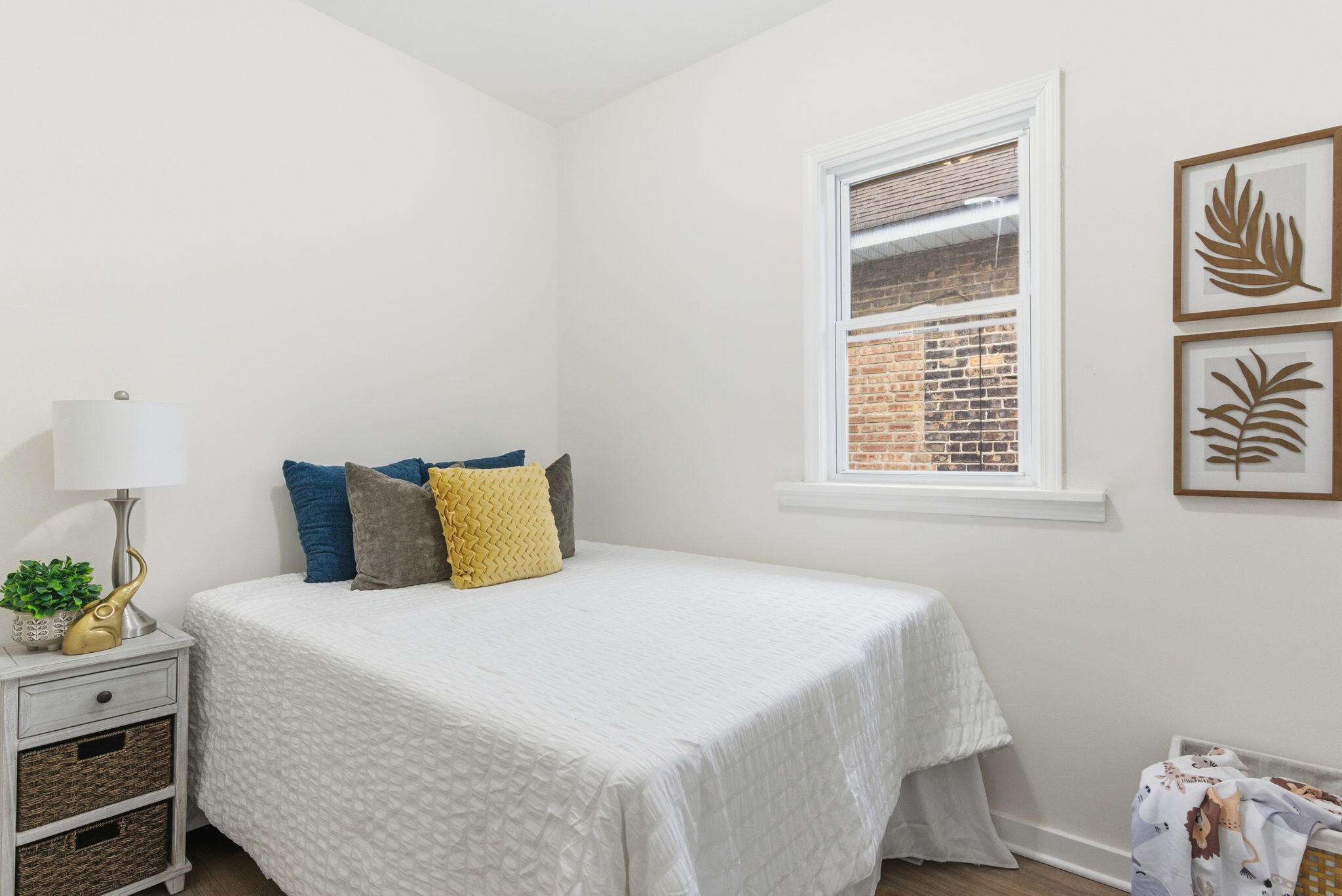 1207 Lakeview Avenue Whiting, IN 46394 - Photo 15 of 21 2048x1367