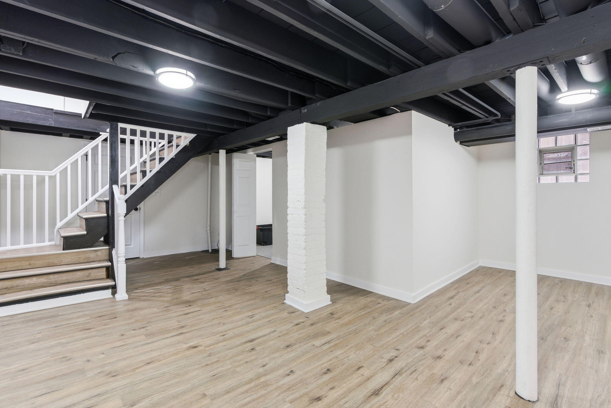 1207 Lakeview Avenue Whiting, IN 46394 - Photo 16 of 21 2048x1367