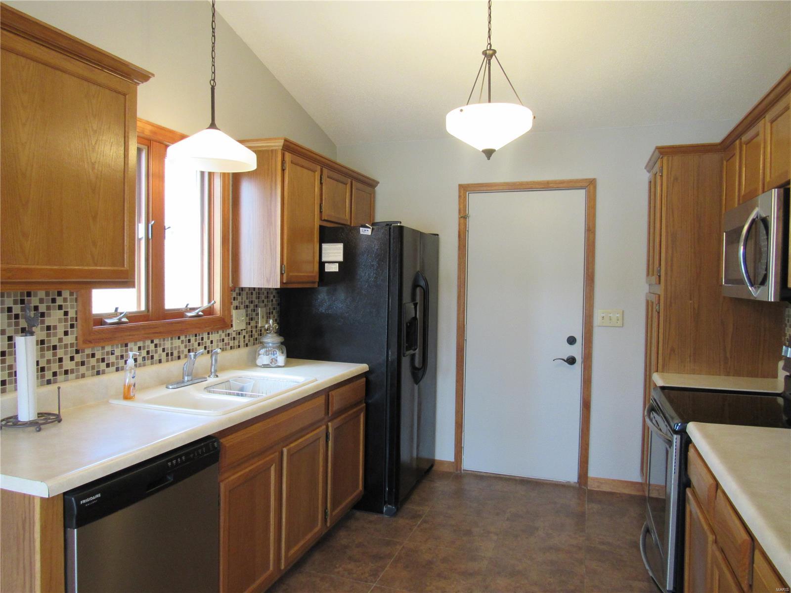 1787 Commodore Walk Worden, IL 62097 - Photo 12 of 68 Gallery Image 12