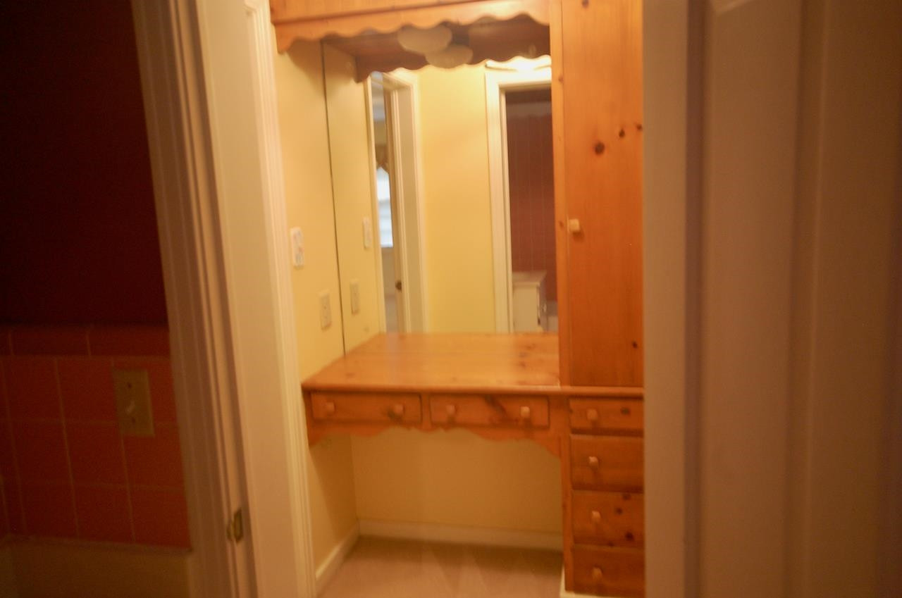 605 South Trenton Street Rutherford, TN 38369 - Photo 17 of 39 a bathroom with a shower