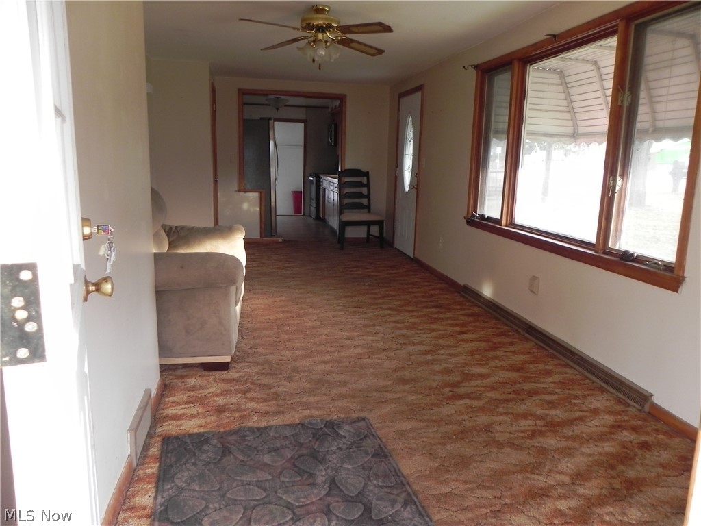782 Benton Road Salem, OH 44460 - Photo 4 of 12 Large living room