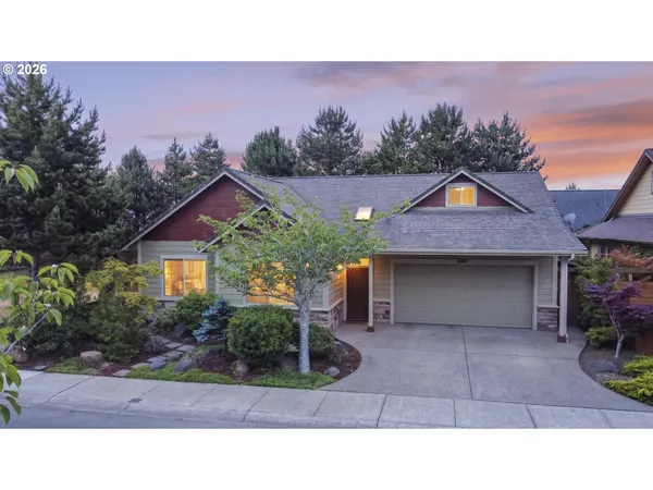 $469,000 | 1620 38th Loop, Florence, OR 97439