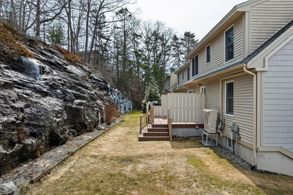 $699,000 | 5 Village Court, Unit 5, Boothbay Harbor, ME 04538