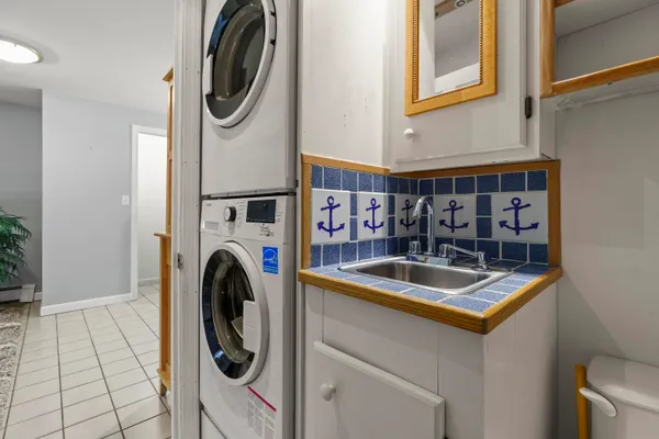 $699,000 | 5 Village Court, Unit 5, Boothbay Harbor, ME 04538