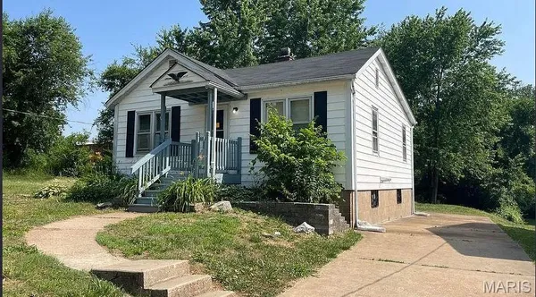 $1,100 | 256 Coburg Drive, St. Louis, MO 63137