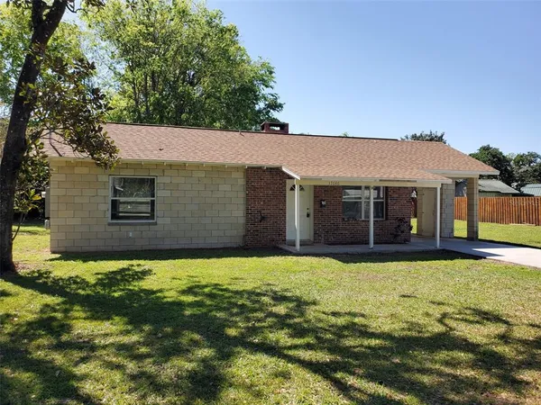 $1,100 | 37646 Hendley Avenue, Dade City, FL 33525