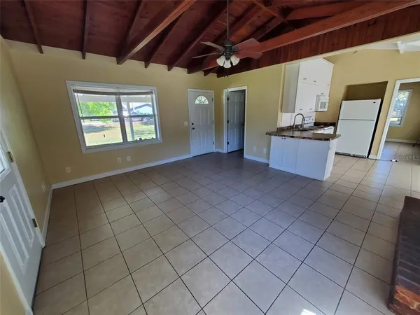 $1,100 | 37646 Hendley Avenue, Dade City, FL 33525