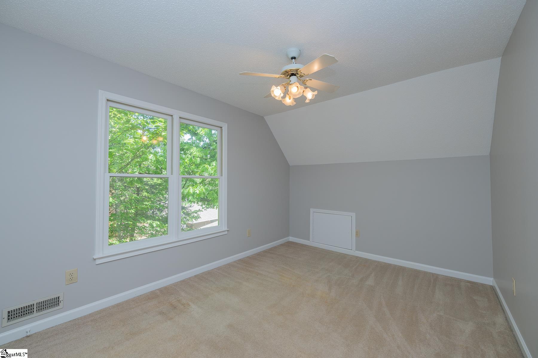 10 Fox Ridge Way Taylors, SC 29687 - Photo 32 of 38 Gallery Image 32