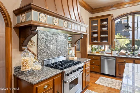 $1,850,000 | 108 Kings Walk, Lafayette, LA 70503