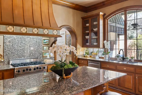 $1,850,000 | 108 Kings Walk, Lafayette, LA 70503