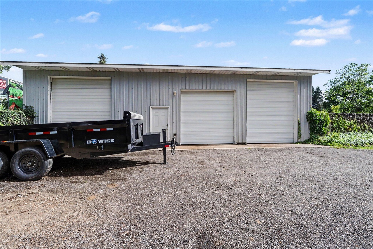 5729 North Sprinkle Road Kalamazoo, MI 49004 - Photo 12 of 14