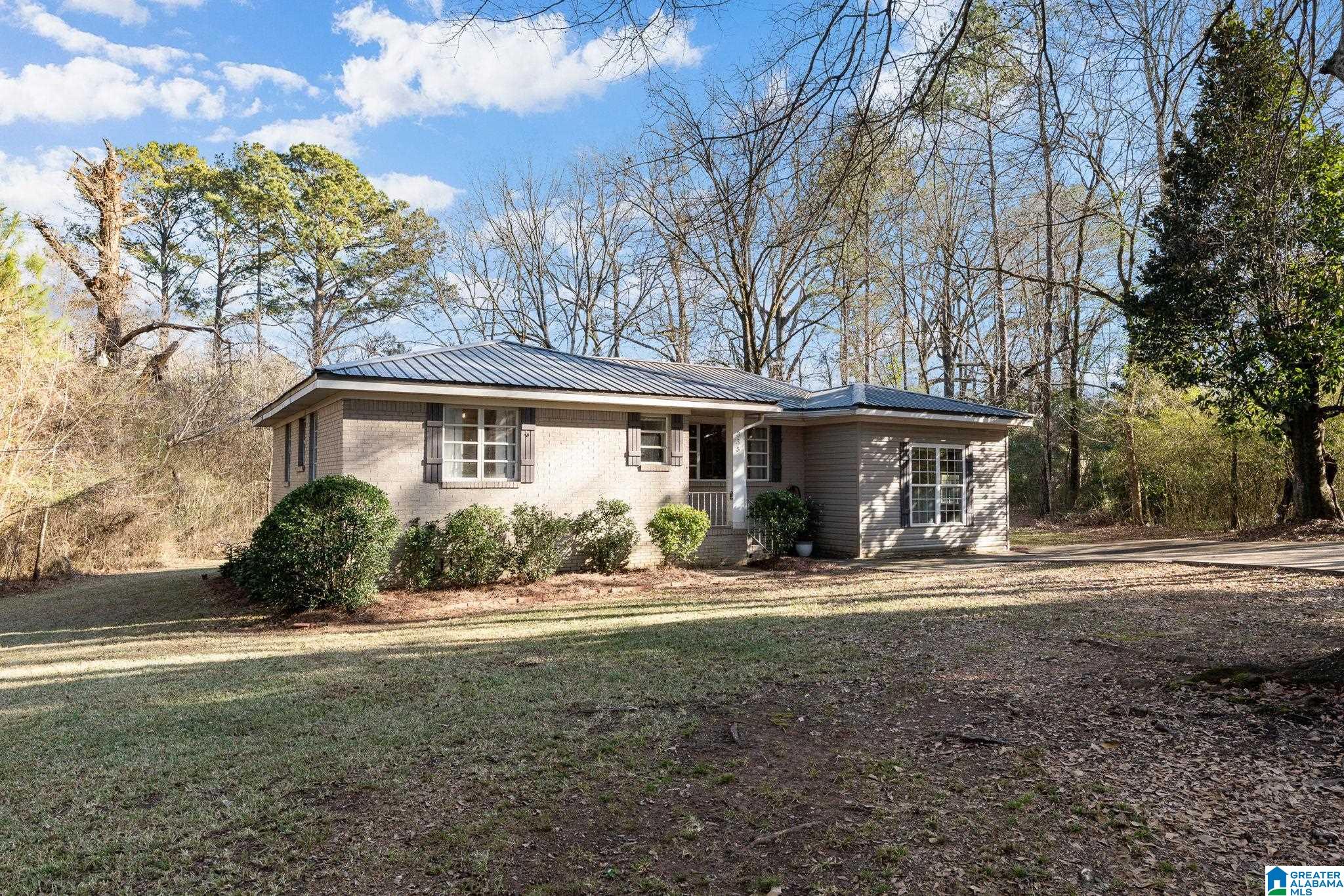 335 Pool Drive Southwest Leeds, AL 35094 - Photo 3 of 33