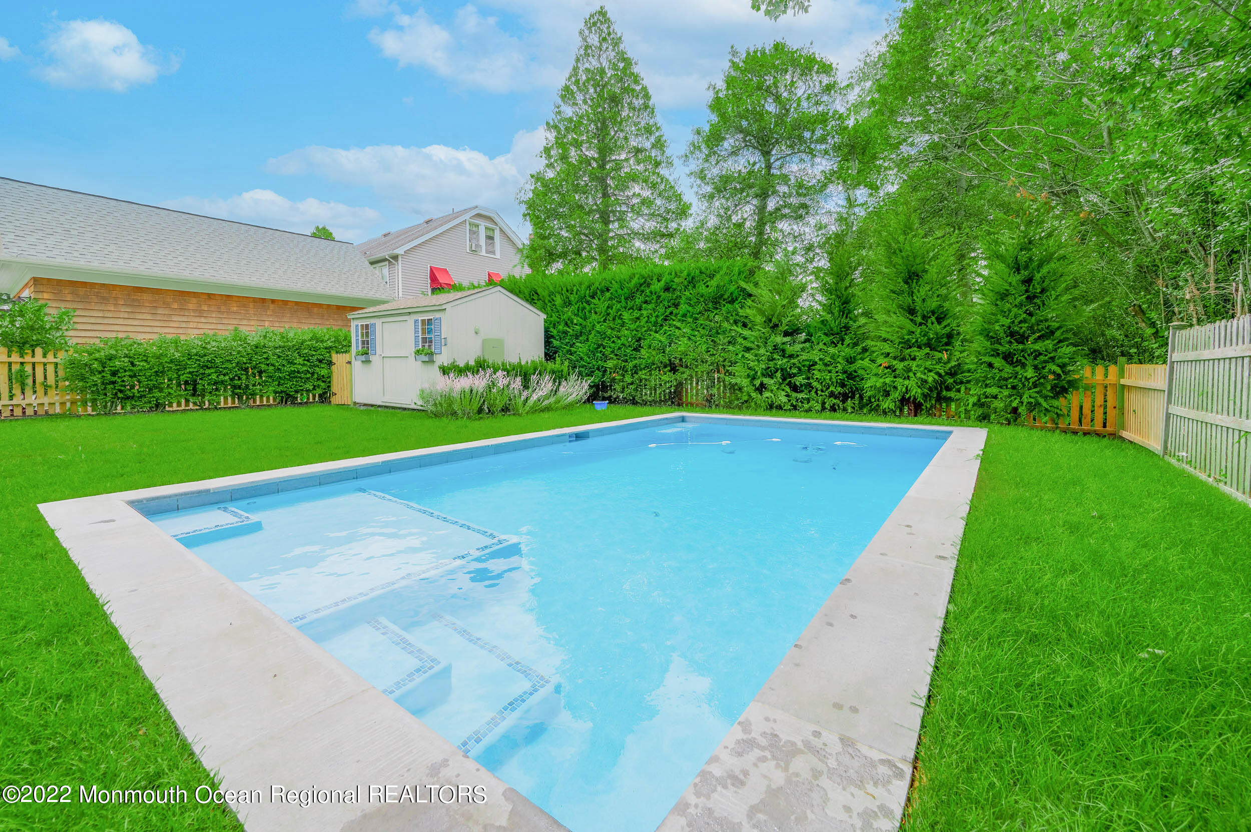 405 Salem Avenue Spring Lake, NJ 07762 - Photo 32 of 44 a view of a backyard