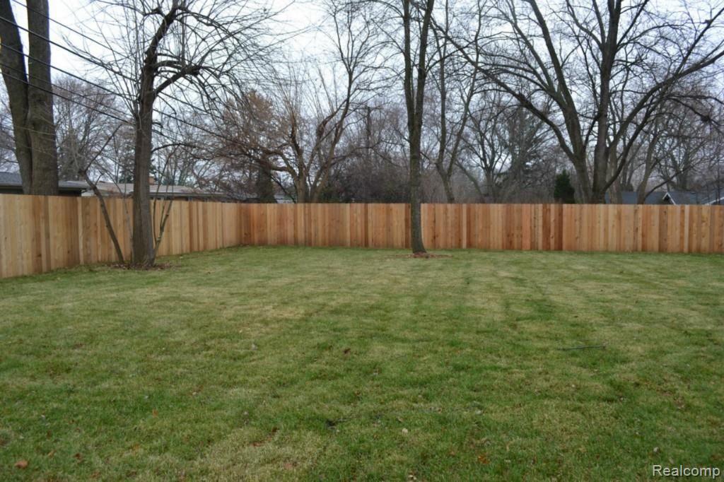 1645 Derby Road Birmingham, MI 48009 - Photo 30 of 31 Large Backyard