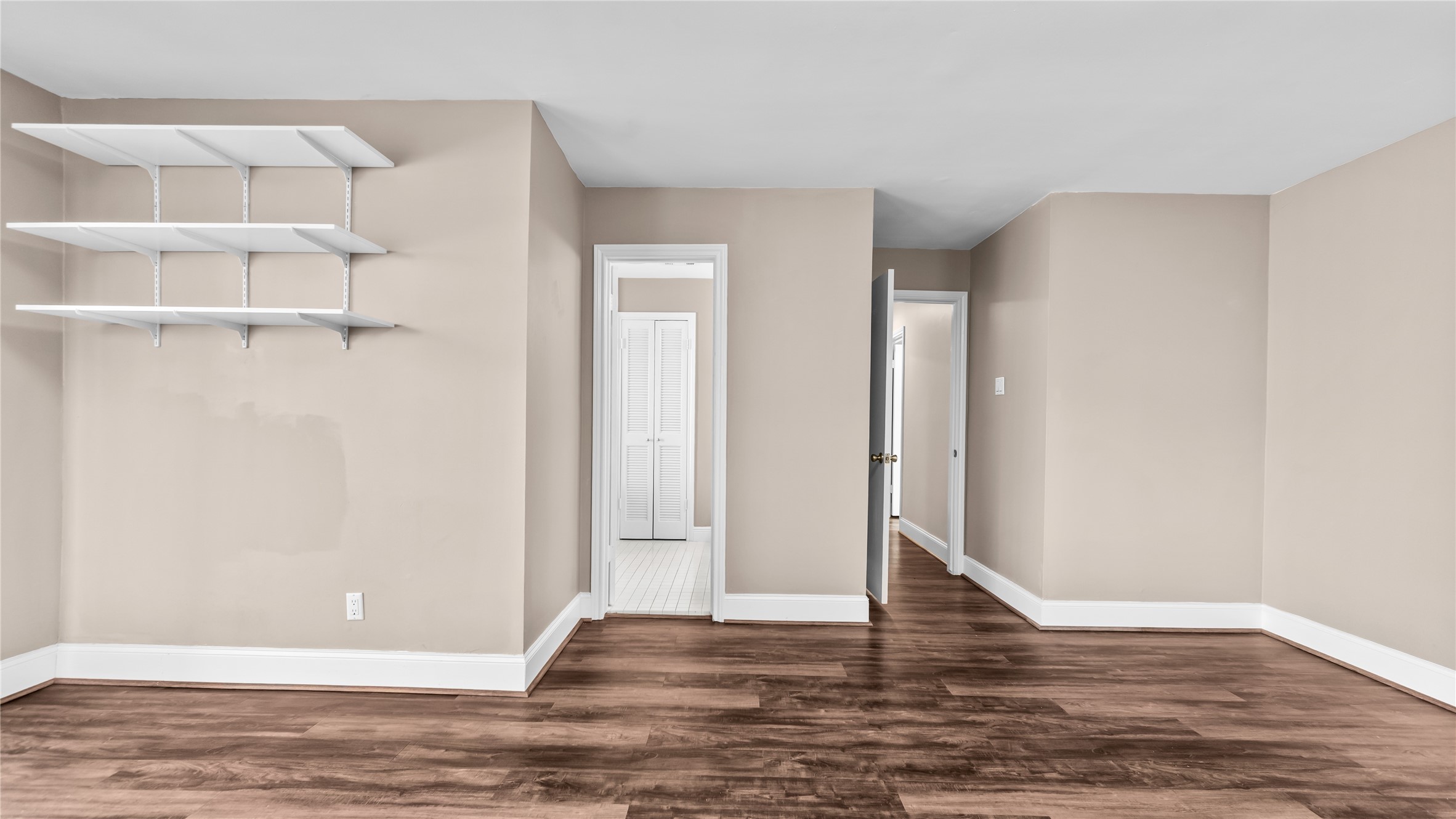 1017 Howard Lane Bellaire, TX 77401 - Photo 15 of 28