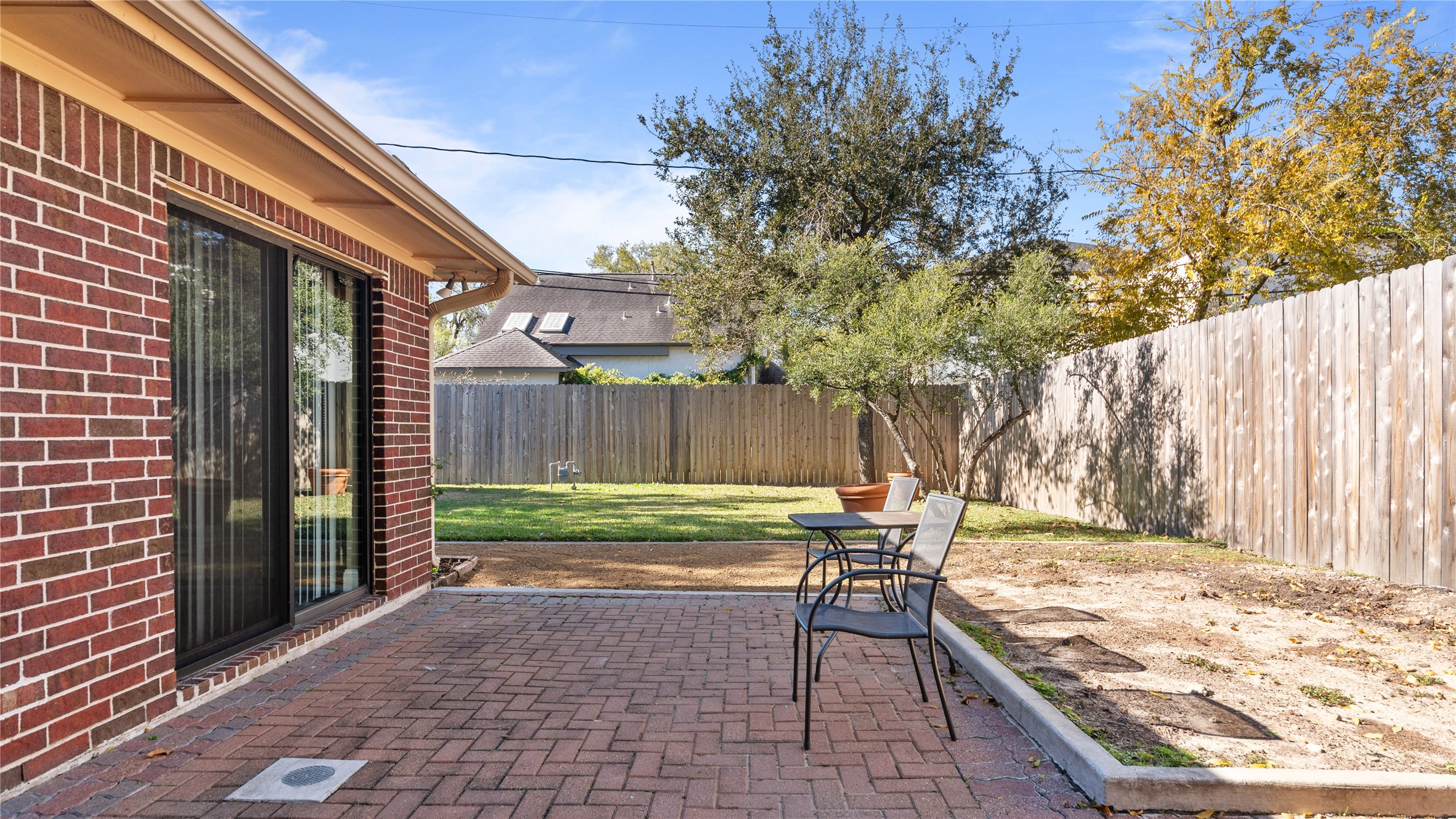 1017 Howard Lane Bellaire, TX 77401 - Photo 21 of 28