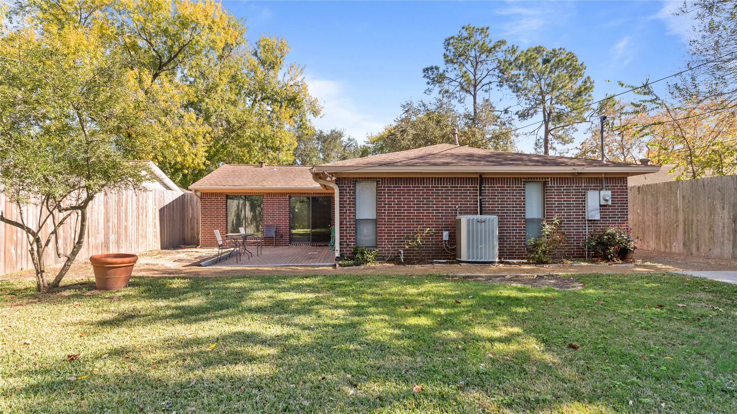 1017 Howard Lane Bellaire, TX 77401 - Photo 27 of 28
