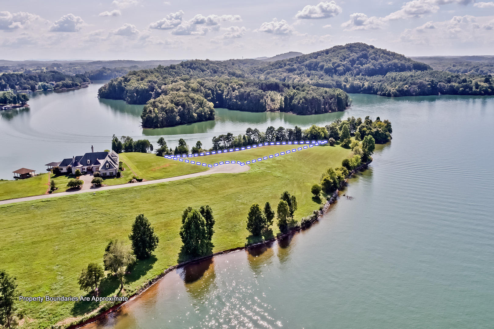 275 Bay Pointe Road Vonore, TN 37885 - Photo 7 of 14 06_BayPointeDrive_889R_Birdseye_SW