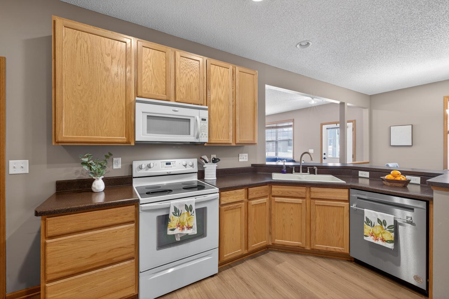 5059 Cherrybark Lane Southeast Rochester, MN 55904 - Photo 12 of 24