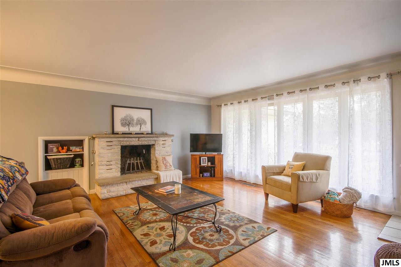 6119 Crest Road Jackson, MI 49203 - Photo 3 of 24 Photo 3