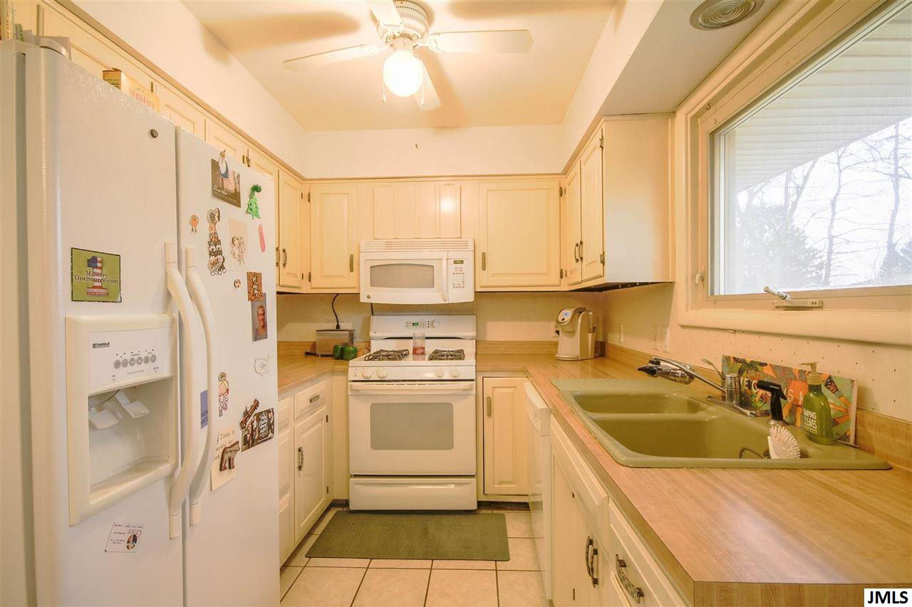 6119 Crest Road Jackson, MI 49203 - Photo 8 of 24 Photo 8