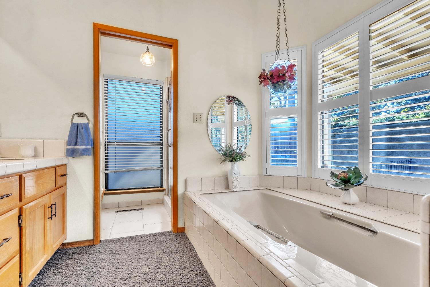 2504 Bridle Path Lane Modesto, CA 95356 - Photo 13 of 37