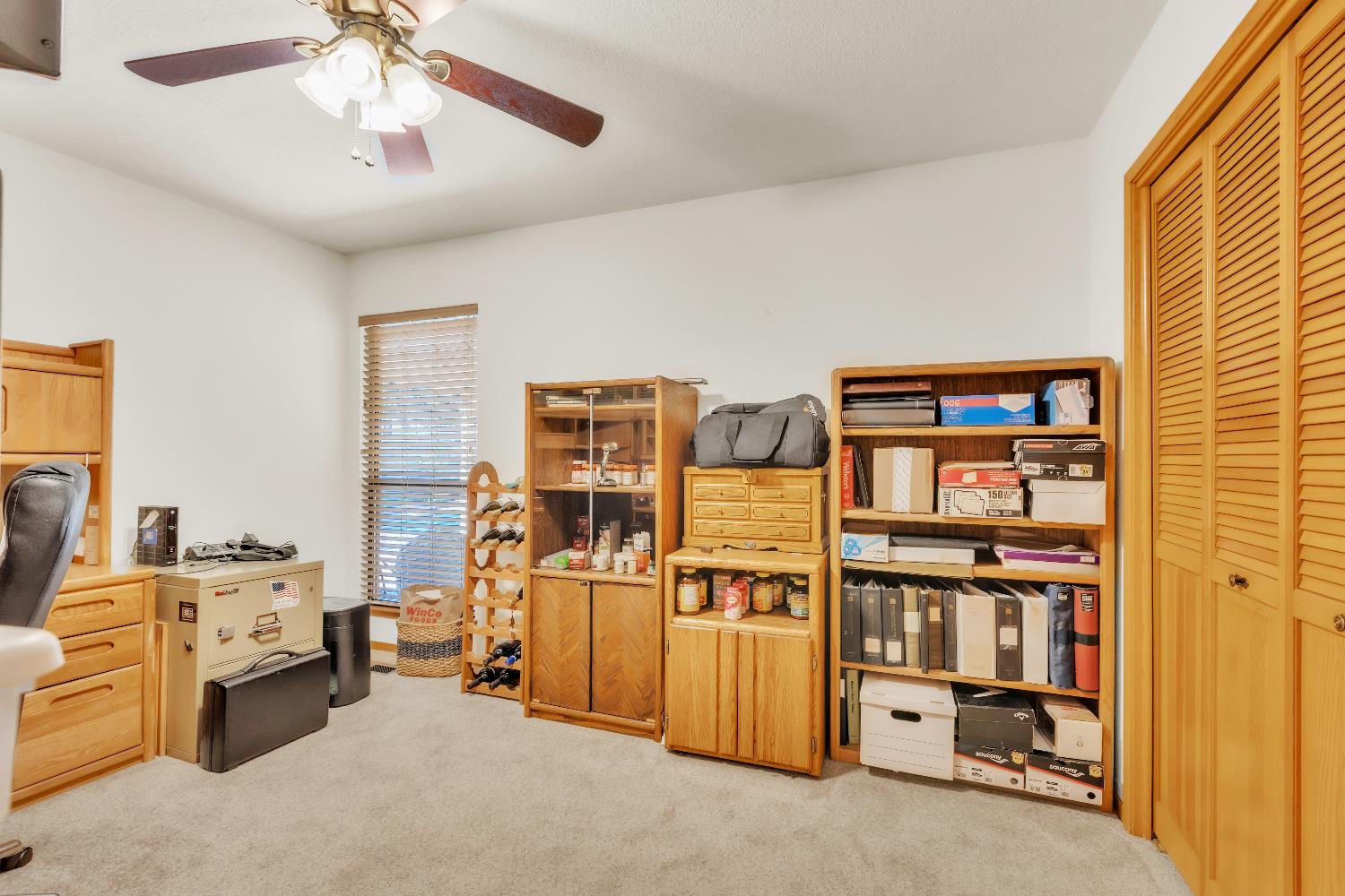 2504 Bridle Path Lane Modesto, CA 95356 - Photo 7 of 37