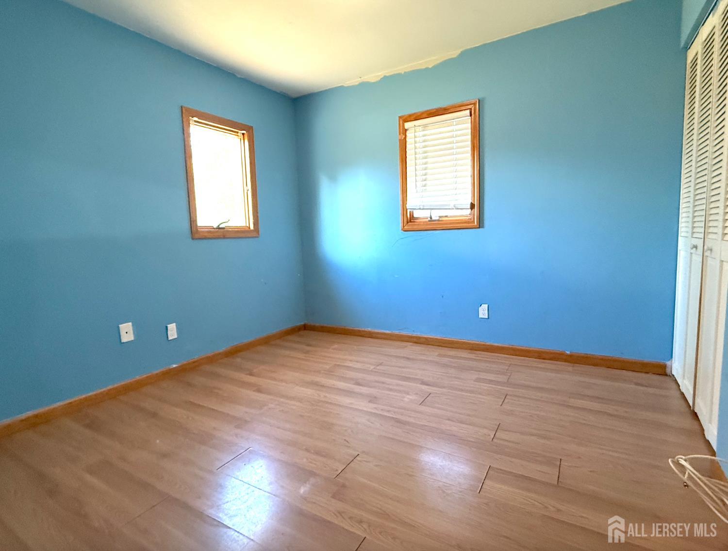 4 Forrestal Road Kendall Park, NJ 08824 - Photo 18 of 22 an empty room with a window