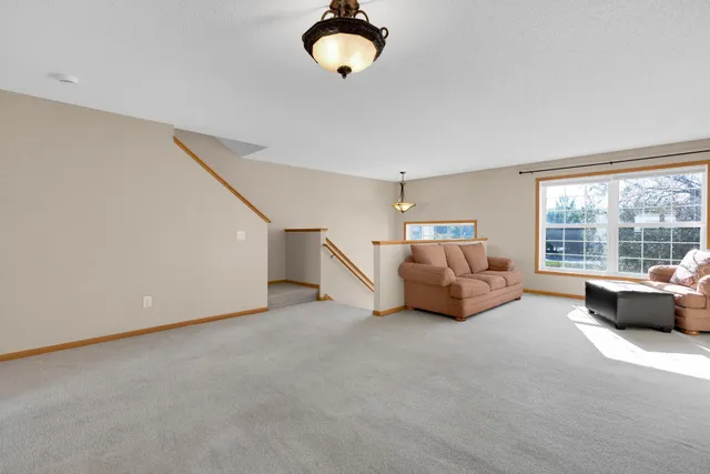 $260,000 | 5105 Fairpoint Drive North, Hugo, MN 55038