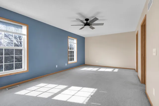 $260,000 | 5105 Fairpoint Drive North, Hugo, MN 55038