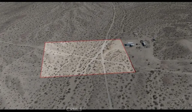 a view of water heater in a yard