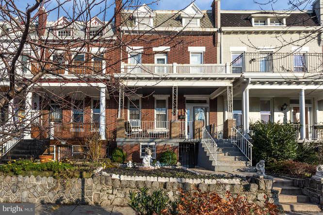 1013 7th Street Northeast Washington, DC 20002 - Photo 1 of 18 Exterior (Front)