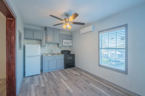 $1,550 | 7124 Avenue F, Unit 7, Houston, TX 77011