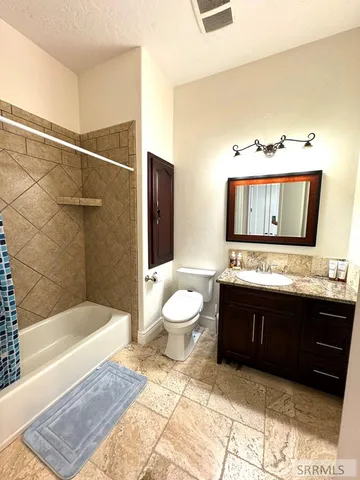 $1,750,000 | 6767 South 46th East, Idaho Falls, ID 83406