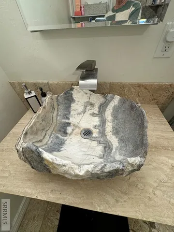 $1,750,000 | 6767 South 46th East, Idaho Falls, ID 83406