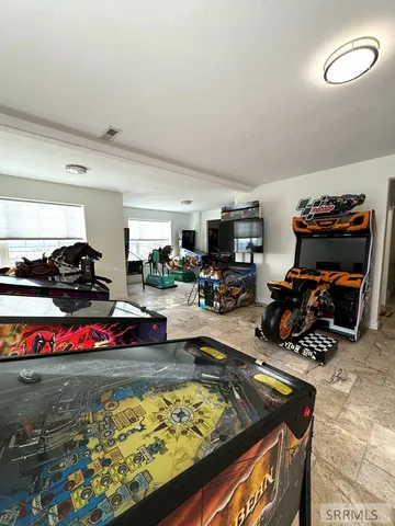 $1,750,000 | 6767 South 46th East, Idaho Falls, ID 83406