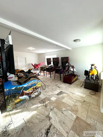 $1,750,000 | 6767 South 46th East, Idaho Falls, ID 83406