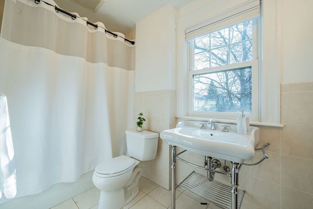 64 Spring Avenue Arlington, MA 02476 - Photo 33 of 42