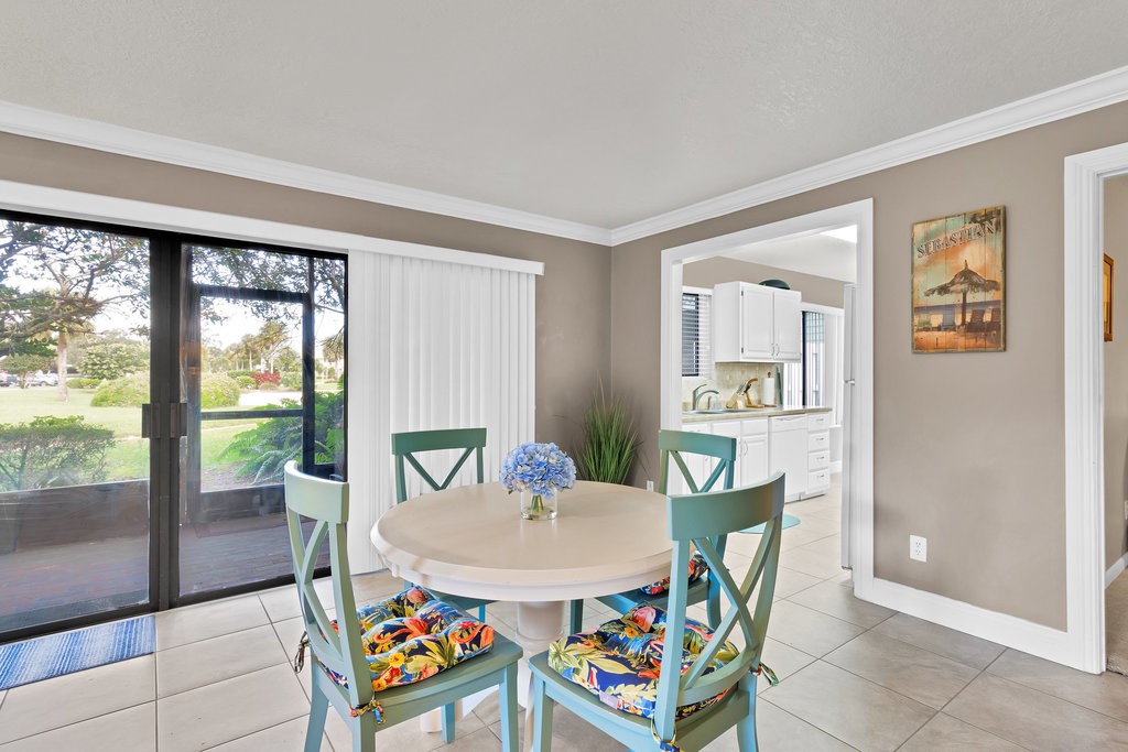 9632 Riverside Drive, Unit 3 Sebastian, FL 32958 - Photo 9 of 35 Gallery Image 9