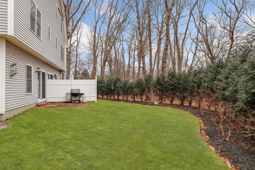 46 Line Road, Unit 2 Wakefield, MA 01880 - Photo 32 of 37 Gallery Image 32