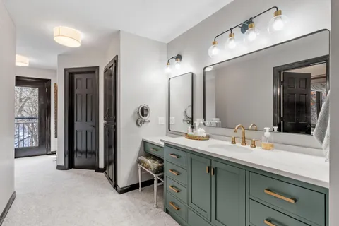 $990,000 | 2801 Woods Trail North, Burnsville, MN 55306