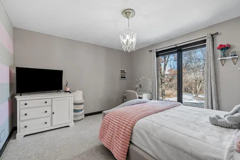 $990,000 | 2801 Woods Trail North, Burnsville, MN 55306