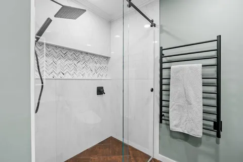 $990,000 | 2801 Woods Trail North, Burnsville, MN 55306