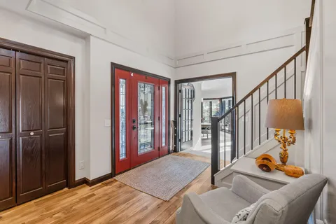 $990,000 | 2801 Woods Trail North, Burnsville, MN 55306