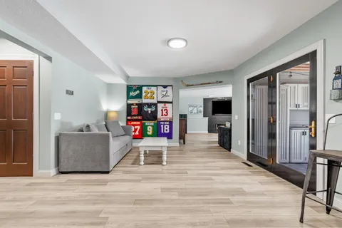 $990,000 | 2801 Woods Trail North, Burnsville, MN 55306