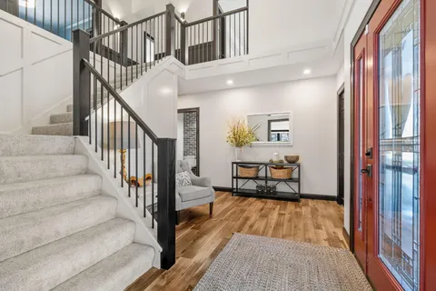 $990,000 | 2801 Woods Trail North, Burnsville, MN 55306