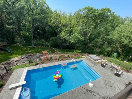 $990,000 | 2801 Woods Trail North, Burnsville, MN 55306