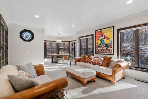 $990,000 | 2801 Woods Trail North, Burnsville, MN 55306